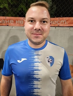 Никола Малинов