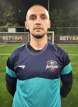 Петър Николов